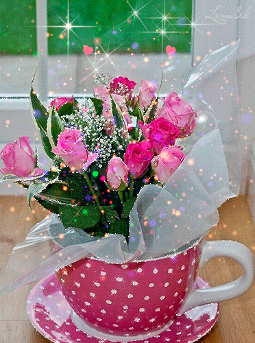 Tasse rose animée